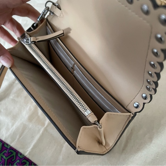 New Tory Burch BRITTEN STUDS FLAP
ENVELOPE WALLET - Picture 6 of 8
